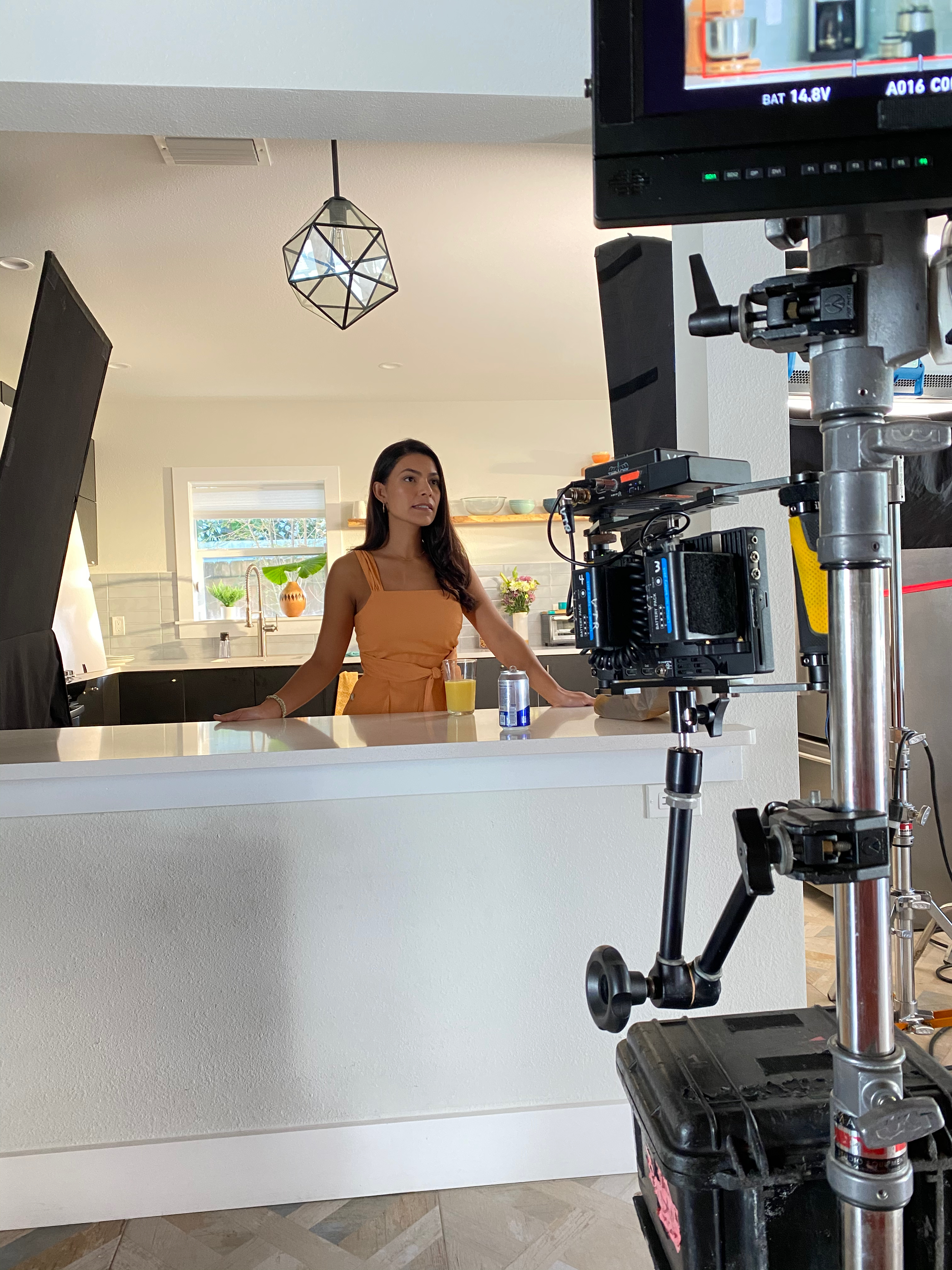 Behind the scenes — 2 BTS.jpeg